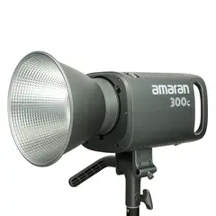 Amaran 300c LED Lampe 300W. 2500-7500K Fullfarge RGB LED