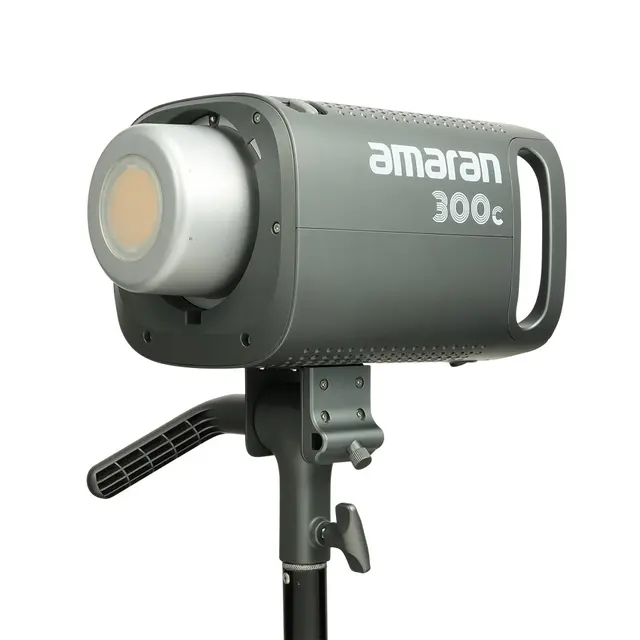 Amaran 300c LED Lampe 300W. 2500-7500K Fullfarge RGB LED 