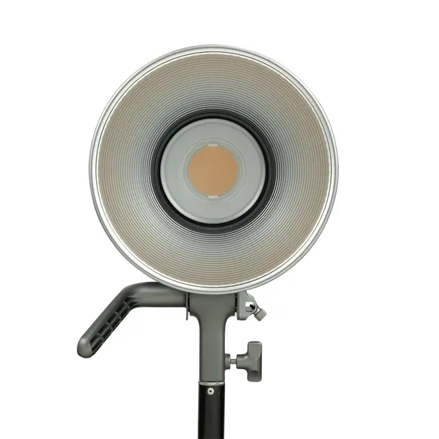 Amaran 300c LED Lampe 300W. 2500-7500K Fullfarge RGB LED 