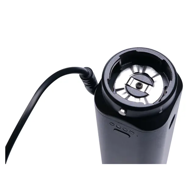 Amaran T4c RGBWW LED Tube Light 40W. 2500K-7500K. Batterigrep 