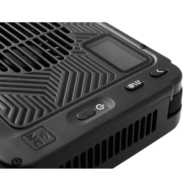 Amaran Ray 120c RGB LED Monolight 120W. 2300-10000K. 6850 lux 