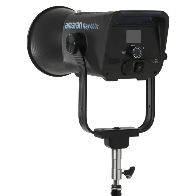 Amaran Ray 660c RGB LED Monolight 660W. 2300-10000K. 38500 lux 