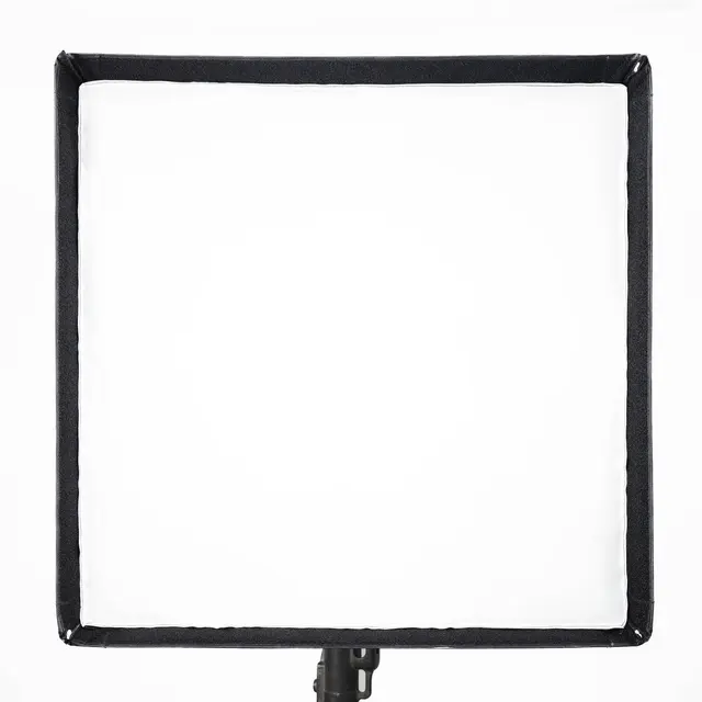 Aputure NOVA II 1x1 med Hardcase 500W justerbart fullfarge panellys 