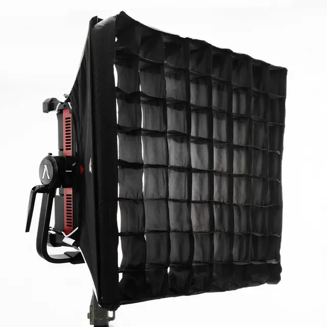 Aputure NOVA II 1x1 med Hardcase 500W justerbart fullfarge panellys 