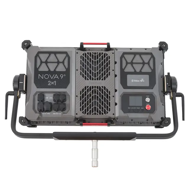 Aputure NOVA 9° 2x1 650W. 1800-20000K 