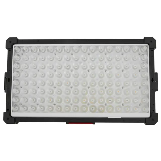 Aputure NOVA 9° 2x1 650W. 1800-20000K 