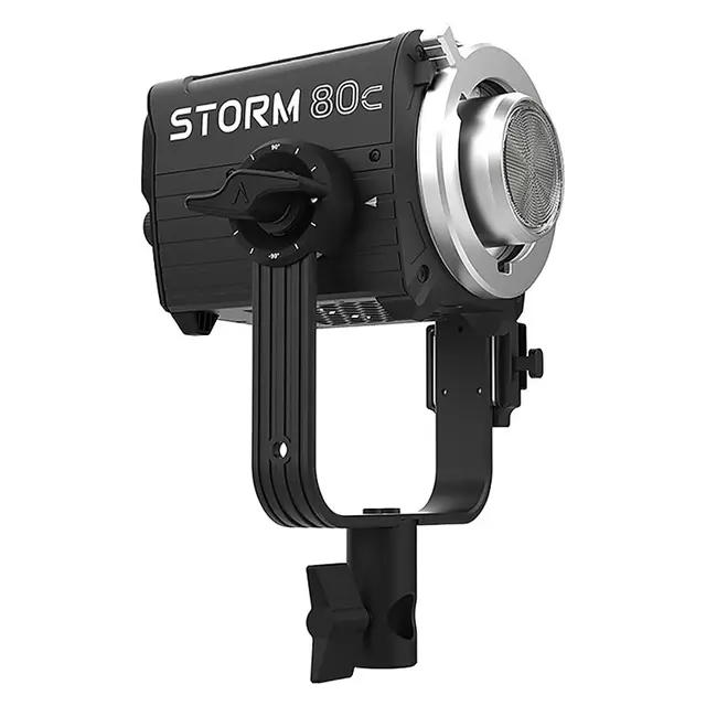 Aputure Storm 80c LED Monolight 3-Light 80W. 1800-20000K. Med Trillekoffert 