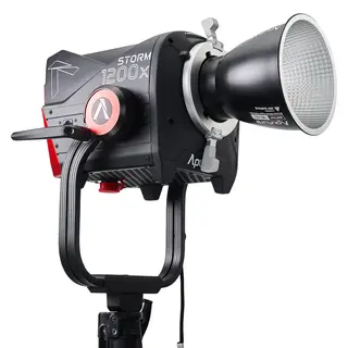 Aputure Storm 1200x Bi-Color LED 2500-10000K