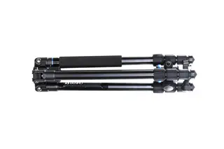 Benro iFOTO AL tripod w IB0 ballhead Fotostativ med kulehode. Aluminium