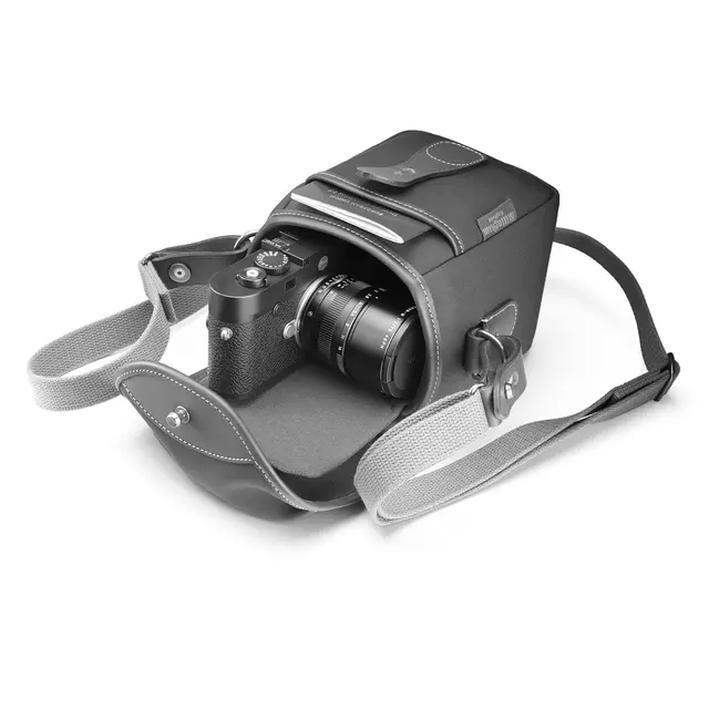 Billingham 72 Black fibrenyte/Black Black Fibrenyte/Black 
