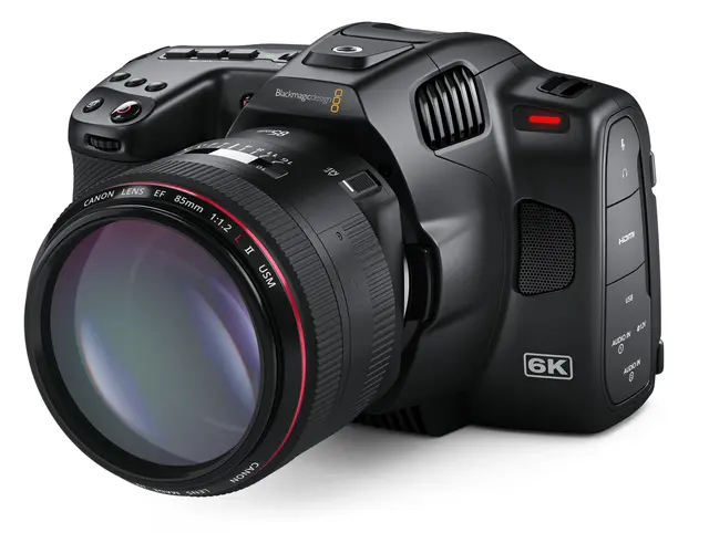 Blackmagic Pocket Cinema Camera 6K Pro EF 6K Inkludert DaVinci Resolve Program 