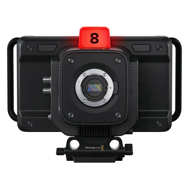 Blackmagic Studio Cam 4K Plus G2 MFT 