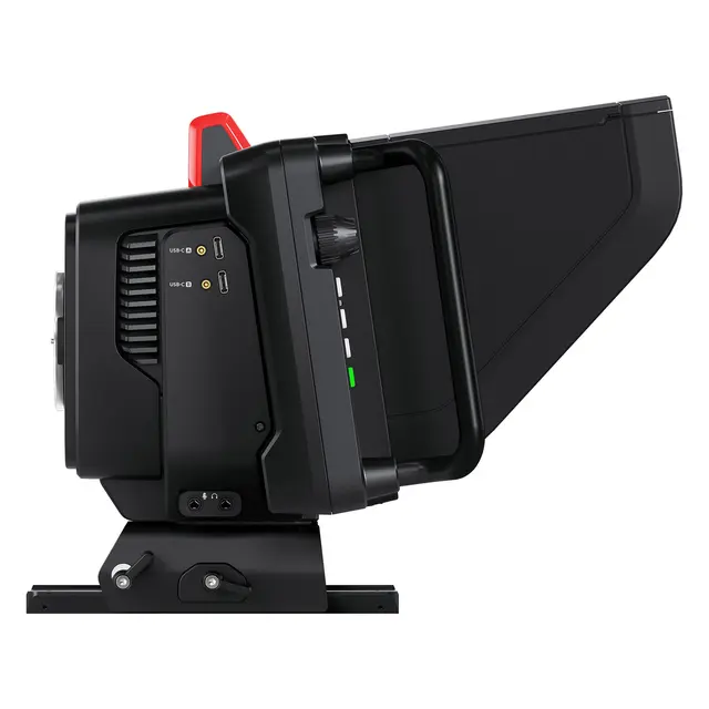 Blackmagic Studio Cam 4K Plus G2 MFT 