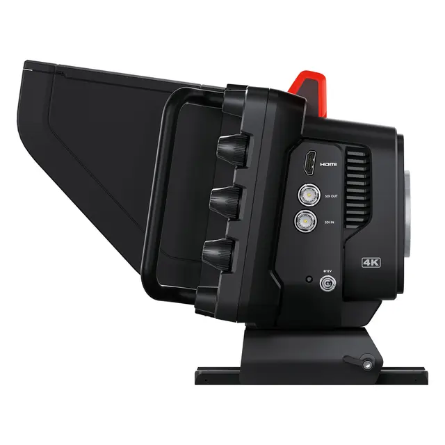 Blackmagic Studio Cam 4K Plus G2 MFT 