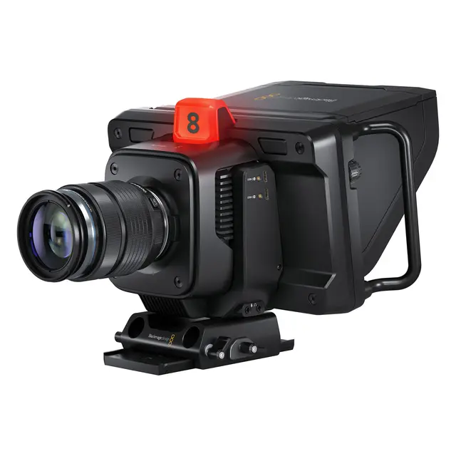Blackmagic Studio Cam 4K Plus G2 MFT 