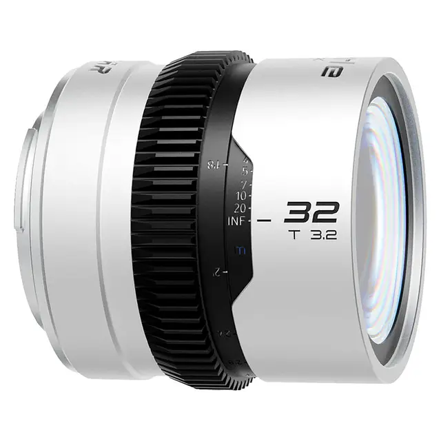 Blazar Beetle 32mm T3.2 1.33x E Sony E-mount. FF Anamorphic 