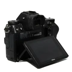 Brukt Nikon Z6 kamerahus Tilstand: 4 | 159015 (80%) eksp.