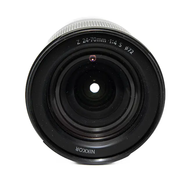 BRUKT Nikon Z 24-70mm f/4 S Tilstand: 3 | Nikon Z 