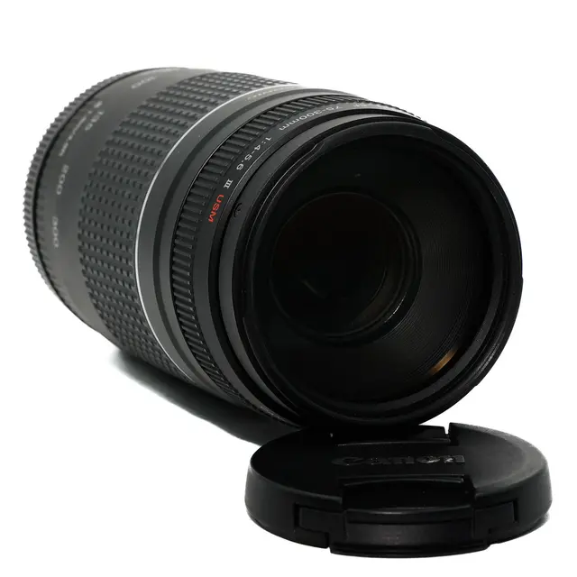 BRUKT Canon EF 75-300mm f/4-5.6 USM III Tilstand: 2 | Canon EF 