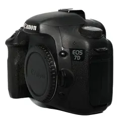 BRUKT Canon EOS 7D Tilstand: 3 |13 404 (9%) eksp.