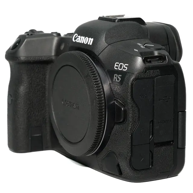 BRUKT Canon EOS R5 Tilstand: 2 |= 32 000 (6%) eksp. 