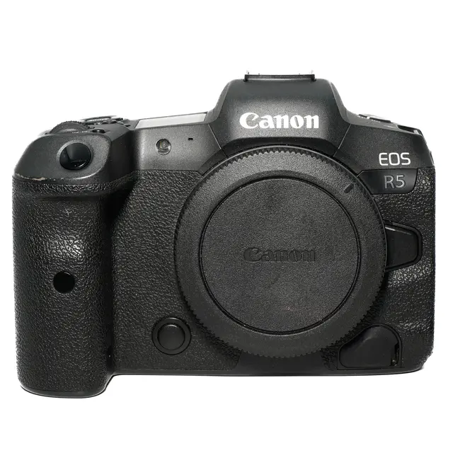 BRUKT Canon EOS R5 Tilstand: 2 |43 000 eksp. (9%) eksp. 