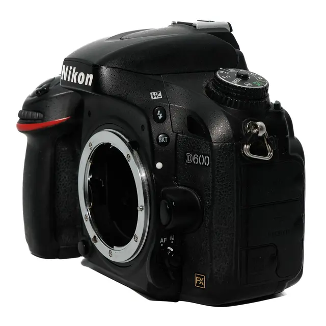BRUKT Nikon D600 Tilstand: 4 |38817 eksp. 