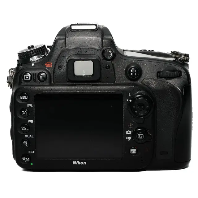 BRUKT Nikon D600 Tilstand: 4 |38817 eksp. 