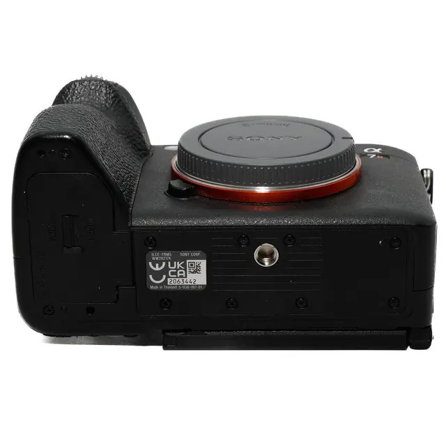 BRUKT Sony A7R V Tilstand: 1 |5542 eksp. 