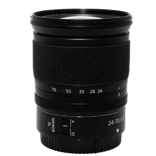 BRUKT Nikon Z 24-70mm f/4 S Tilstand: 3 | Nikon Z 