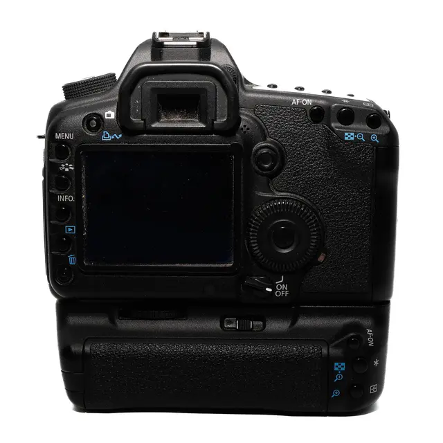 BRUKT Canon EOS 5D Mark II m/BG-E6 Tilstand: 2 | eksp. 