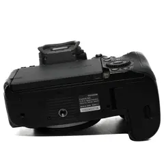 BRUKT Canon EOS R5 Tilstand: 3 |38000 eksp.