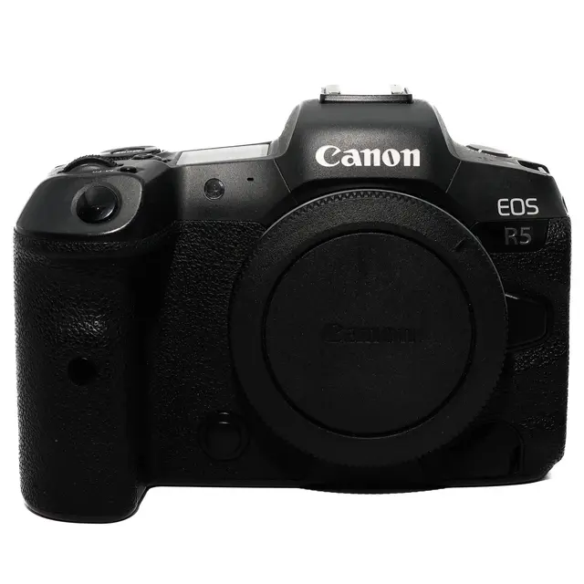 BRUKT Canon EOS R5 Tilstand: 2 |40000 eksp. 