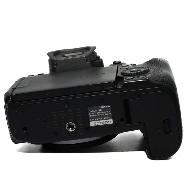 BRUKT Canon EOS R5 Tilstand: 2 |40000 eksp. 