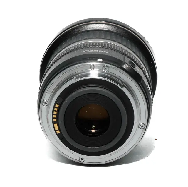 BRUKT Canon EF-S 10-22mm f/3.5-4.5 USM Tilstand: 2 | Canon EF-S 