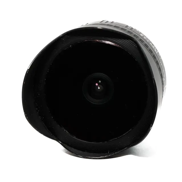 BRUKT Sigma 15mm f/2.8 D EX Fisheye Tilstand: 3 | Nikon F (FX) 