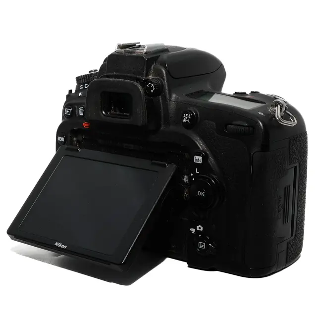 BRUKT Nikon D750 Tilstand: 4 | eksp. 