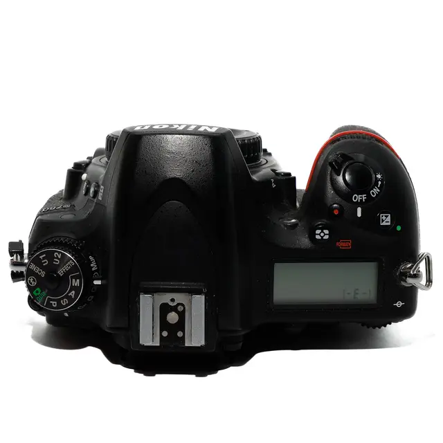 BRUKT Nikon D750 Tilstand: 4 | eksp. 