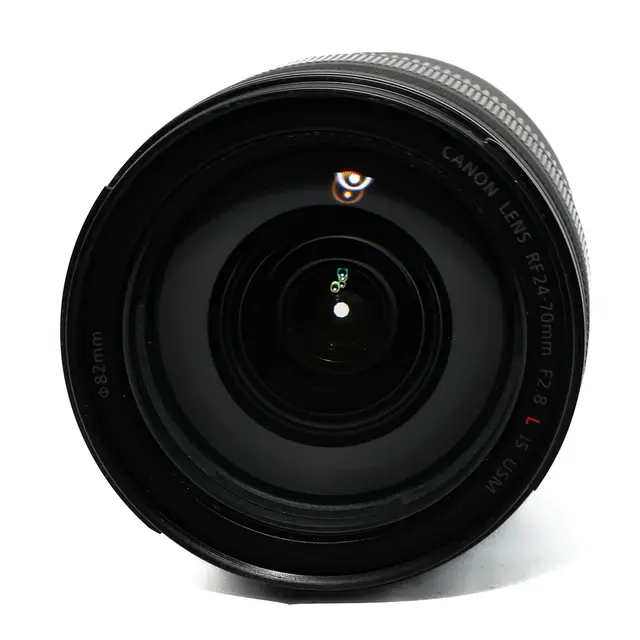 BRUKT Canon RF 24-70mm f/2.8 L IS USM Tilstand: 2 | Canon RF 