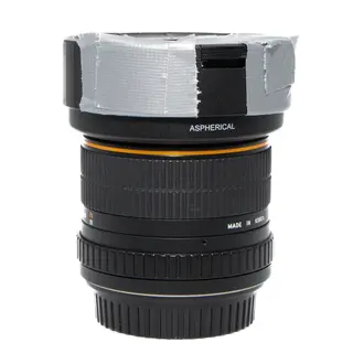 BRUKT Samyang 8mm f/3.5 Fisheye AE CS Tilstand: 3 | Canon EF