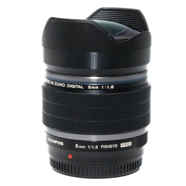BRUKT Olympus ED 8mm f/1.8 Fisheye PRO Tilstand: 3 | MFT 