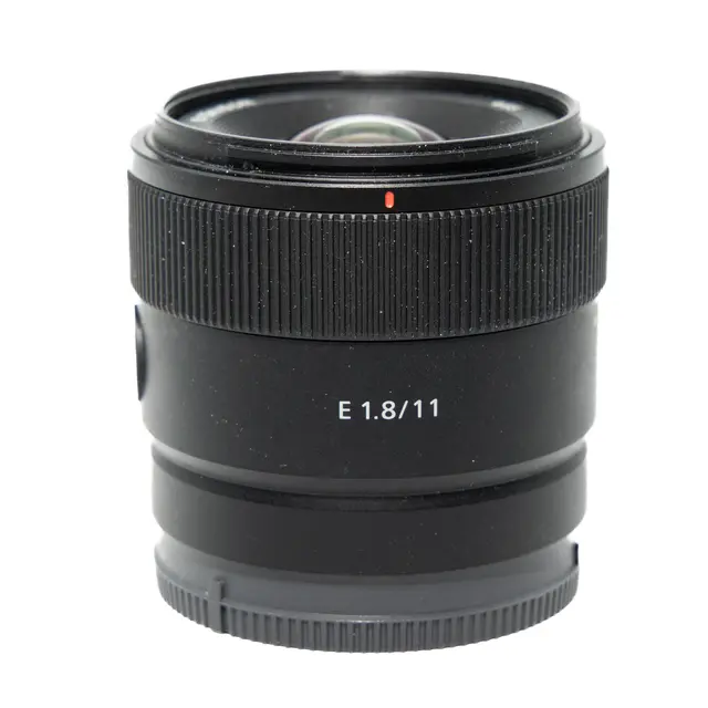 BRUKT Sony E 11mm f/1.8 Tilstand: 3 | Sony E 
