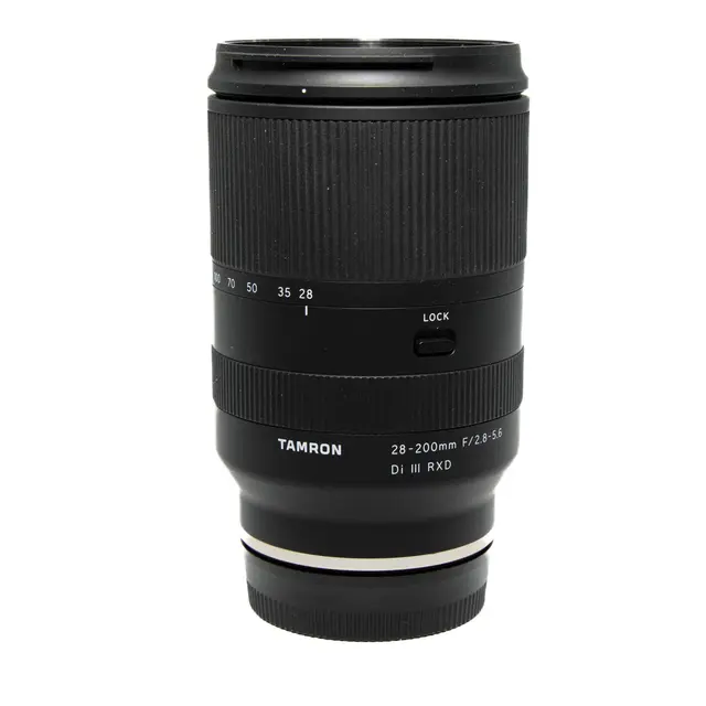 BRUKT Tamron 28-200mm f/2.8-5.6 III RXD Tilstand: 2 | Sony FE 