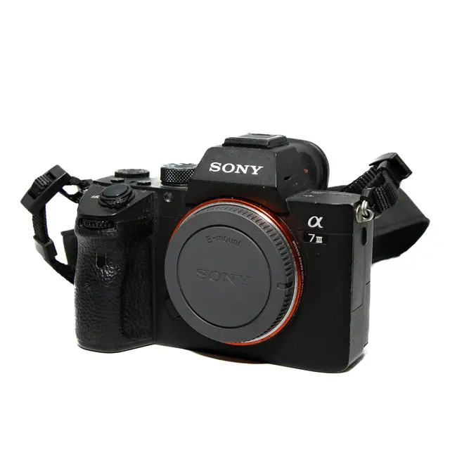 BRUKT Sony A7 III Tilstand: 3 |30774 eksp. 