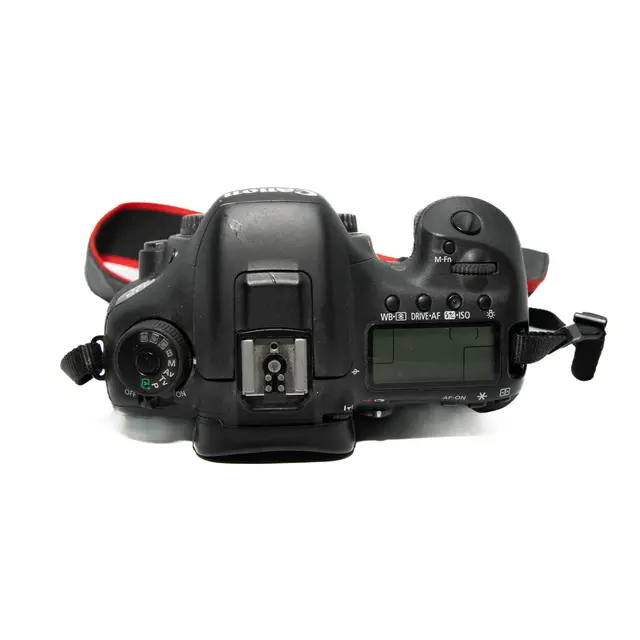 BRUKT Canon EOS 7D Mark II Tilstand: 3 |13205 eksp. 