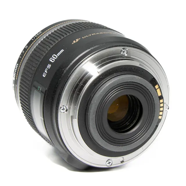 BRUKT Canon EF-S 60mm f/2.8 USM Macro Tilstand: 3 | Canon EF-S 