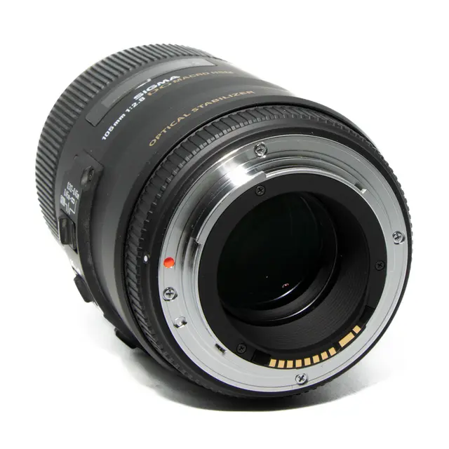 BRUKT Sigma 105mm f/2.8 EX DG OS HSM Tilstand: 2 | Canon EF 