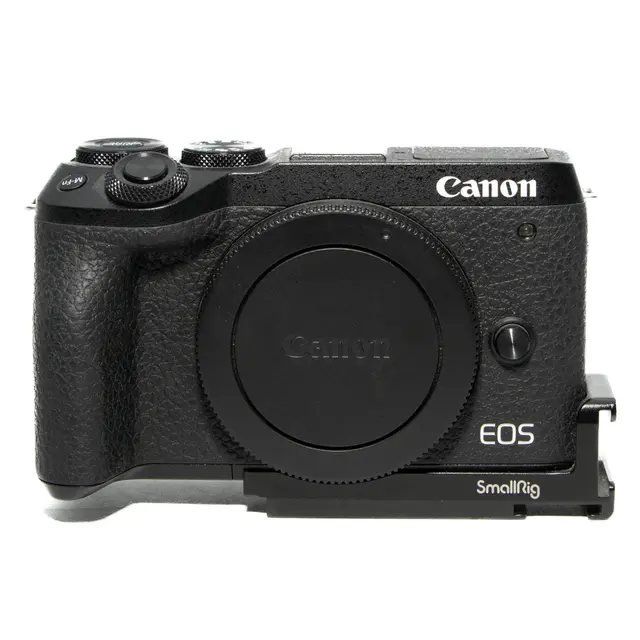 BRUKT Canon EOS M6 Mark II Tilstand: 3 |9000 eksp. 