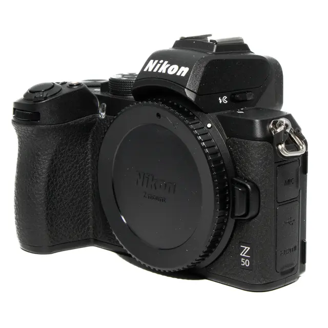 BRUKT Nikon Z50 m/16-50mm og 50-250mm Tilstand: 3 | eksp. 