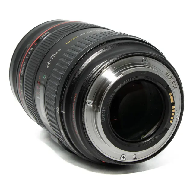 BRUKT Canon EF 24-70mm f/2.8 L USM Tilstand: 2 | Canon EF 